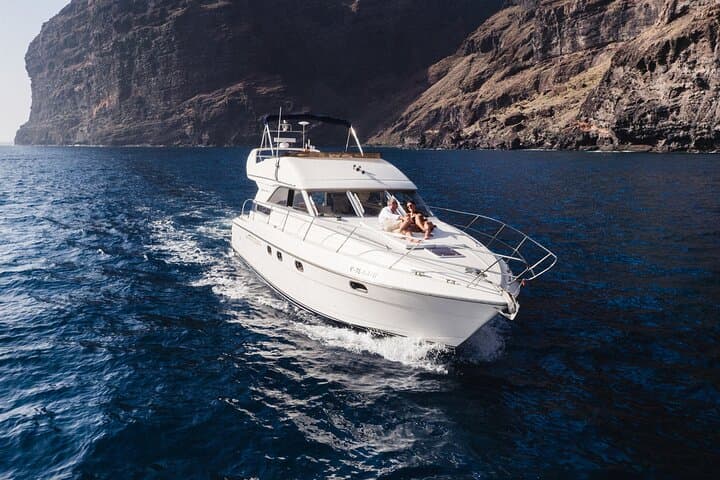 Tour Privado en Barco en Royal Ocean Yacht, Tenerife - 1