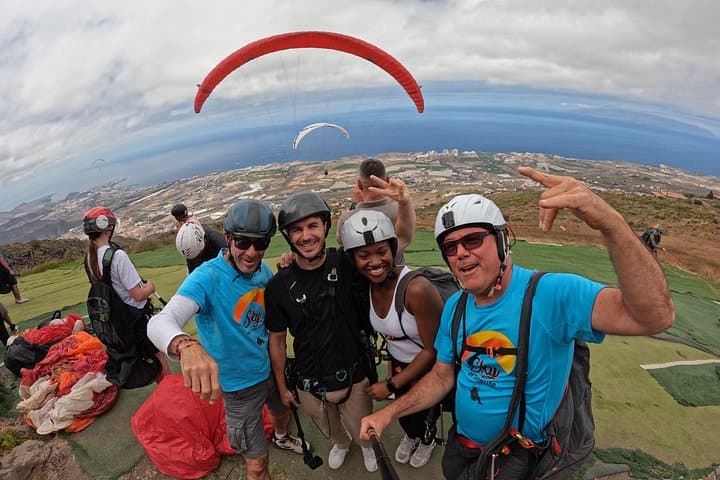 Parapente Premium en Tenerife: Fotos, videos y recogida incluida - 1