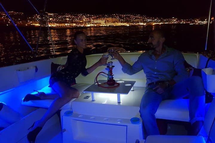 Viaje romántico en barco por la noche para 2 - 1