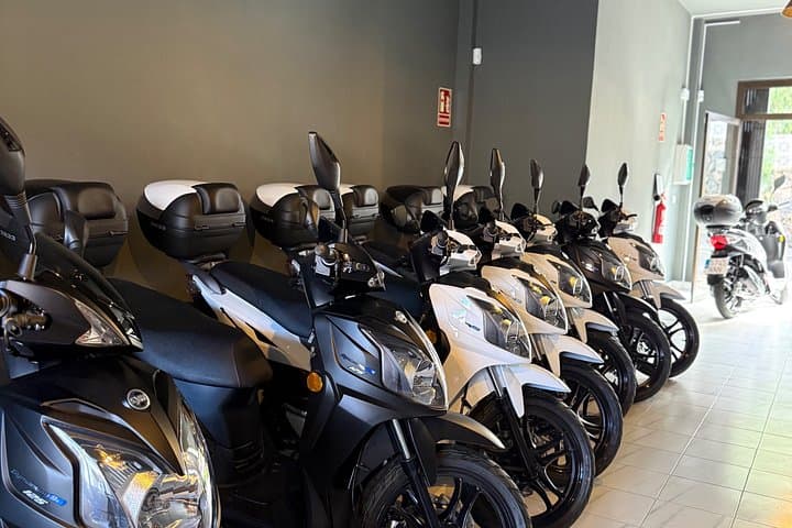 Alquiler de motos Tenerife Explora con libertad - 1