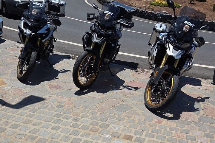 Tenerife : Tour guiado en moto por el Teide y paseo panorámico - 1
